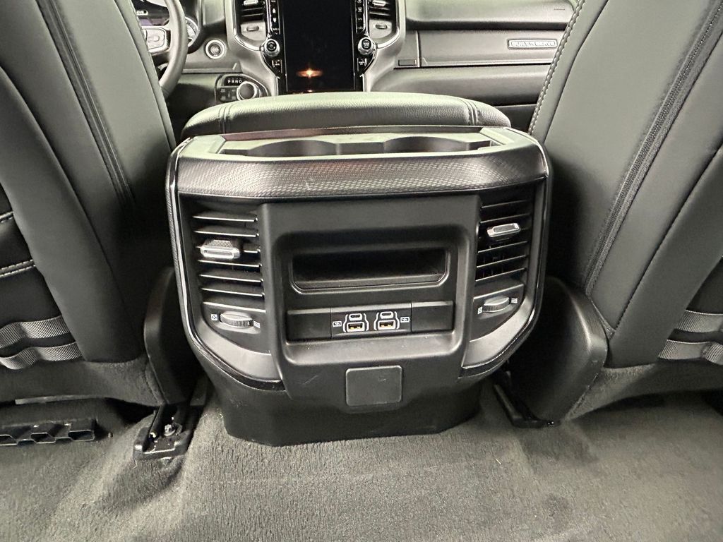 New 2026 Granite Crystal Metallic Clearcoat Ram Tungsten image 36