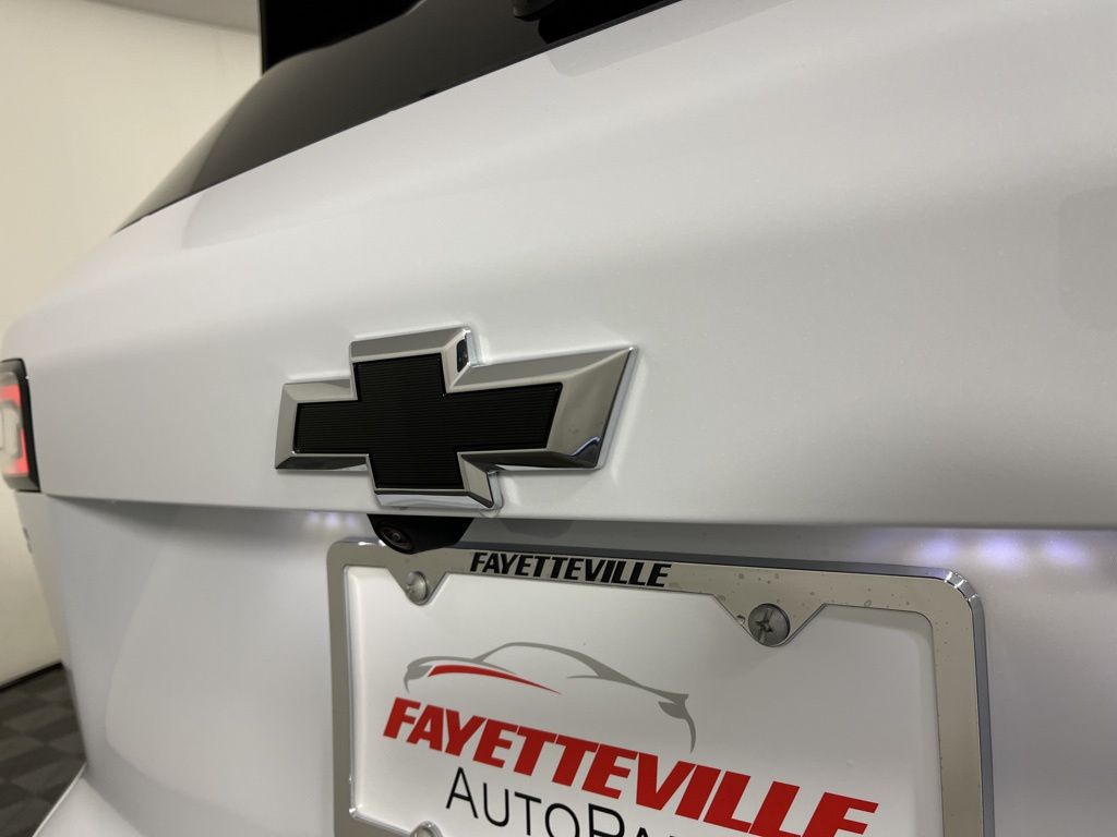 Thumbnail: 2026 Chevrolet Equinox - 17