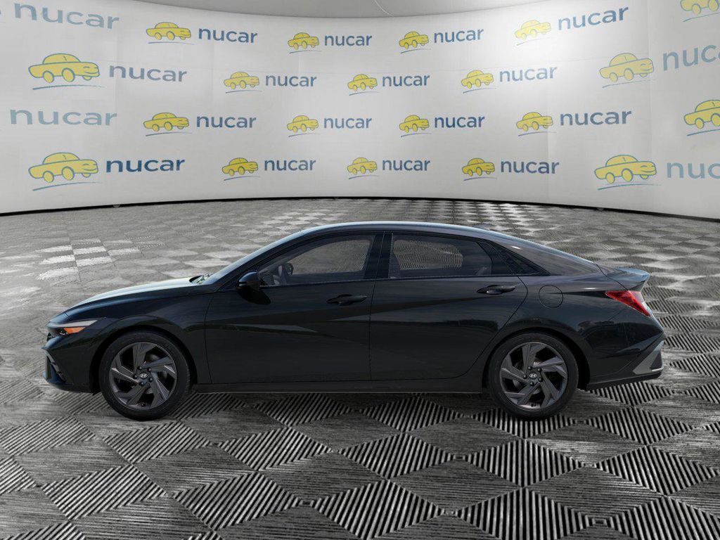 2026 Hyundai Elantra — photo 3