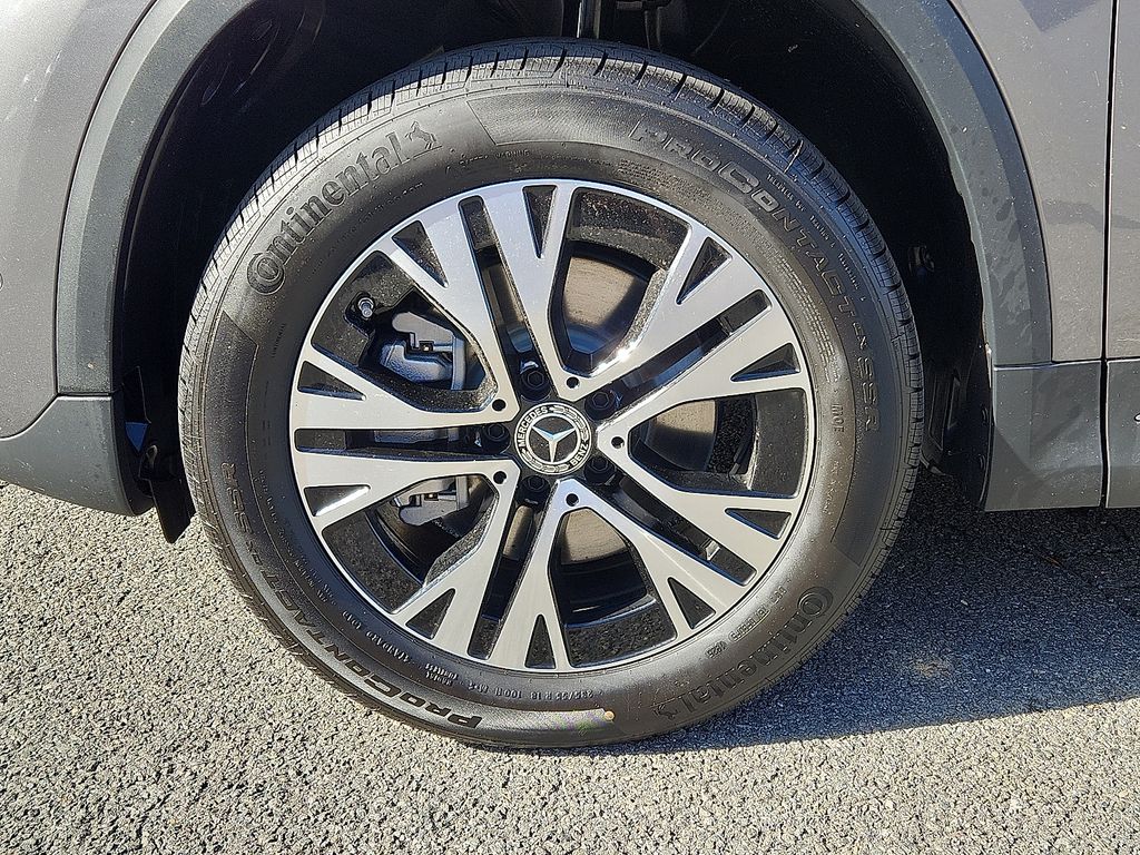 Thumbnail: 2026 Mercedes-Benz GLA - 5