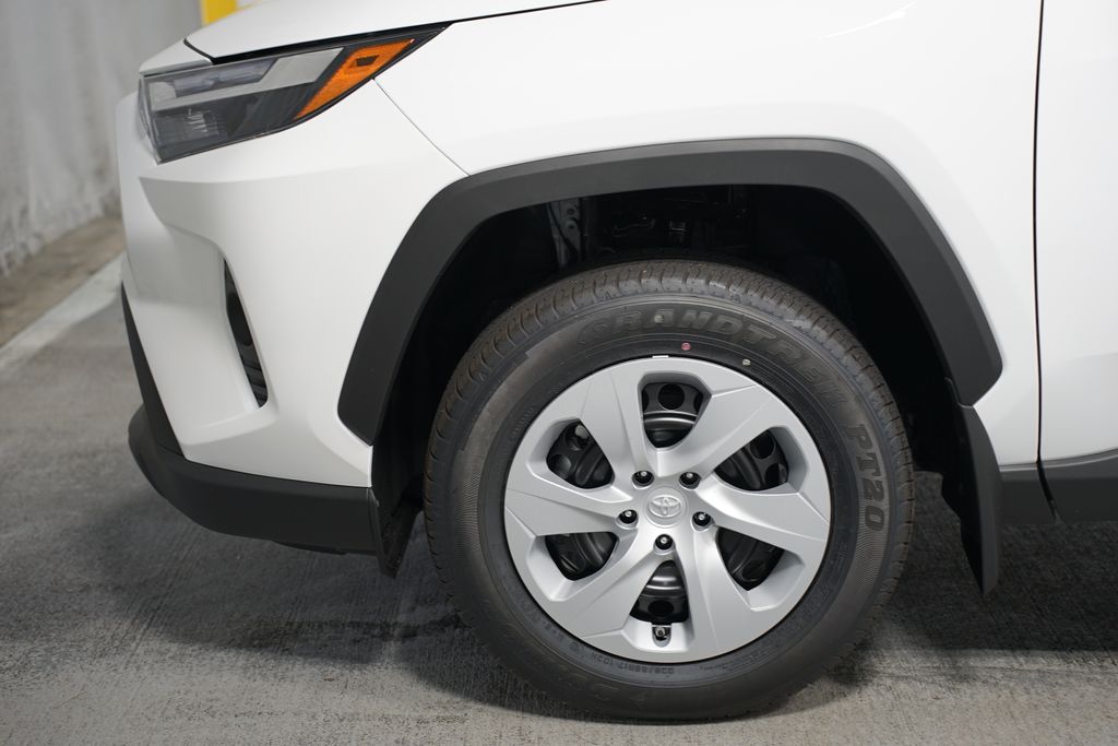 Thumbnail: 2025 Toyota RAV4 - 5