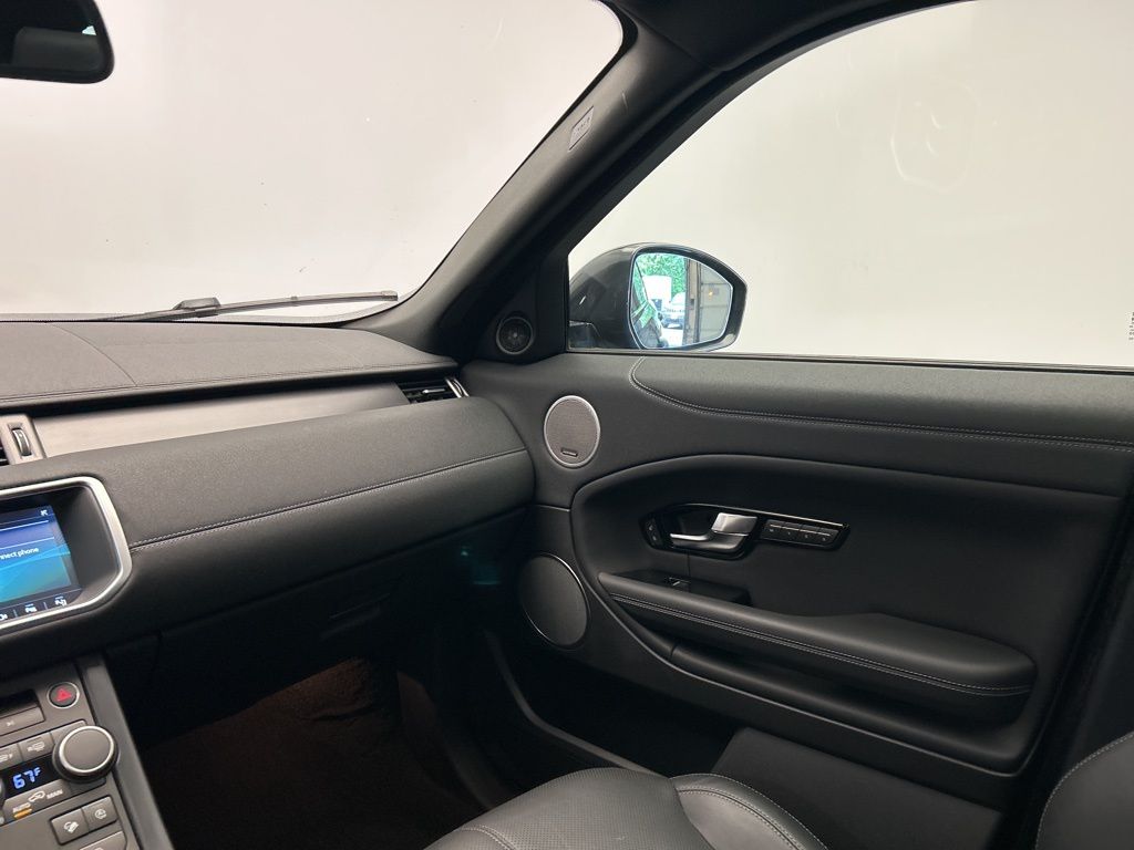 Thumbnail: 2018 Land Rover Range Rover Evoque - 27