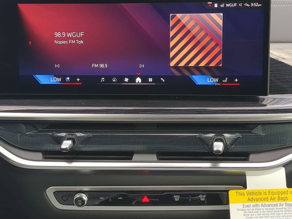 New 2026 White BMW xDrive40i image 18