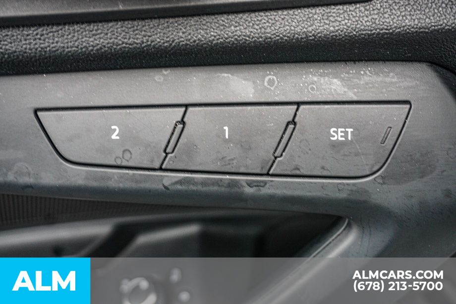 Used 2024 Silver Audi  image 53