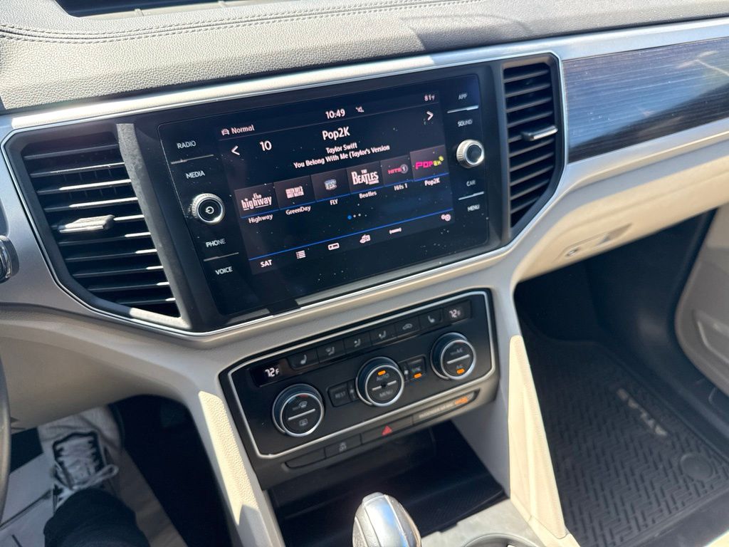 2019 Volkswagen Atlas 3.6L V6 SE White at Carlisle Cadillac Buick GMC