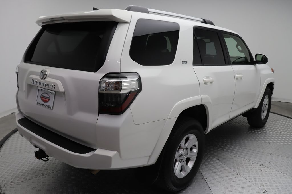 2024 Toyota 4Runner SR5 8