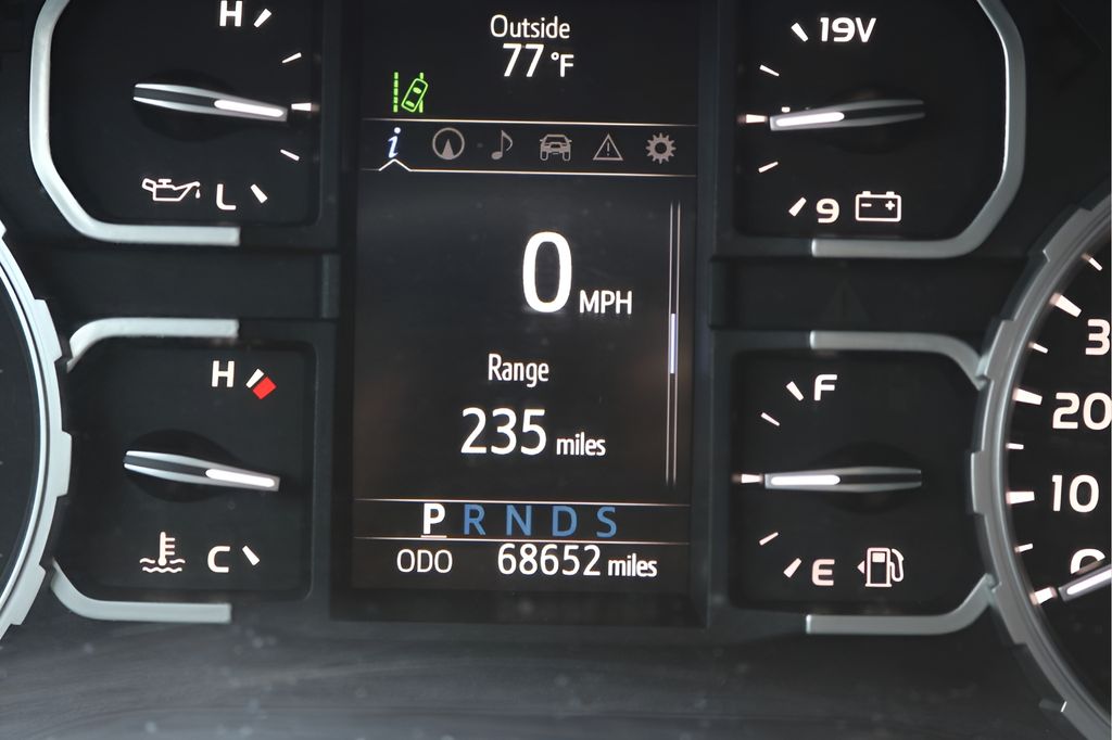 Used Car 2021 Toyota Tundra  Platinum For Sale Under $50,000 In Austin, Texas