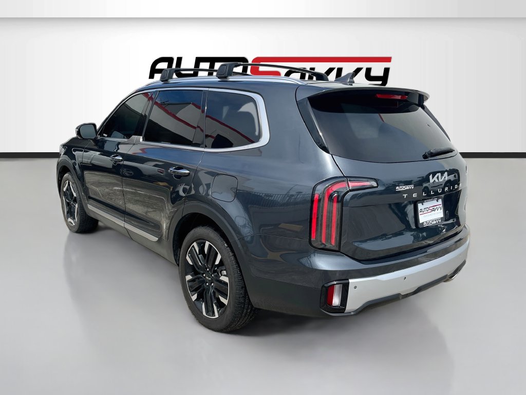Used 2024 Gray Kia SX image 5