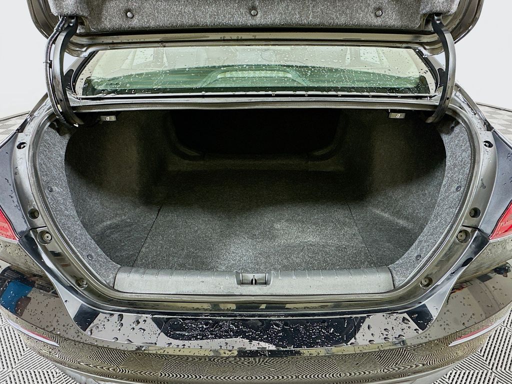 2021 Honda Insight EX 24