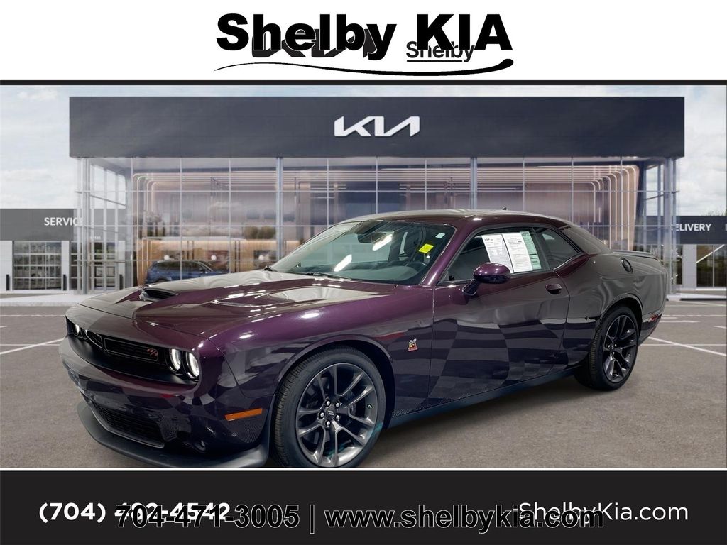 2022 Dodge Challenger R/T Scat Pack RWD