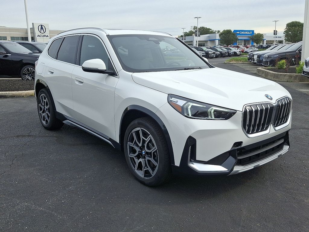 Thumbnail: 2026 BMW X1 - 2