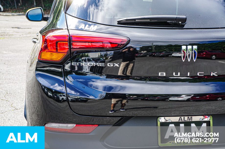 Used 2025 Black Buick Preferred image 13