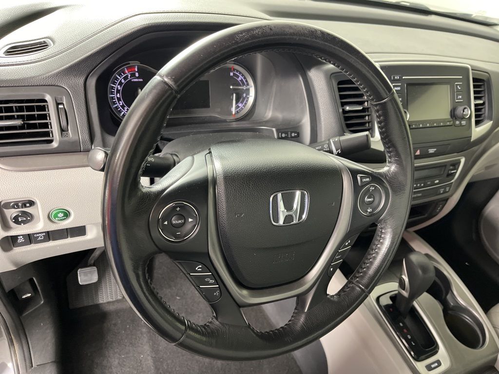 Thumbnail: 2017 Honda Ridgeline - 25