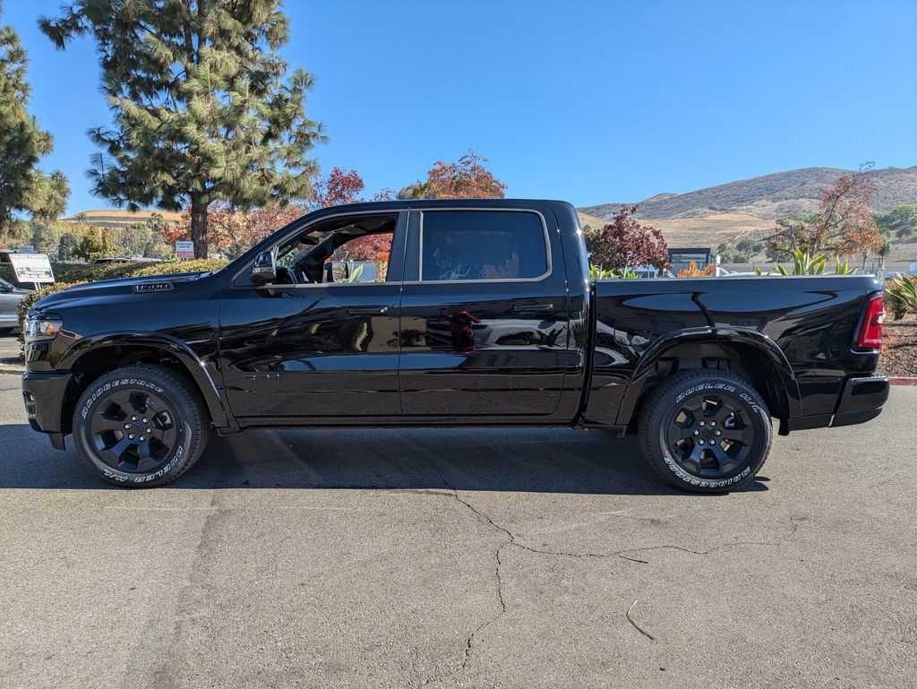 2025 Ram 1500 Big Horn/Lone Star 4