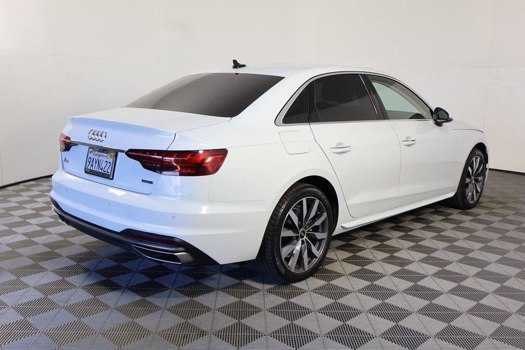 Thumbnail: 2022 Audi A4 - 4