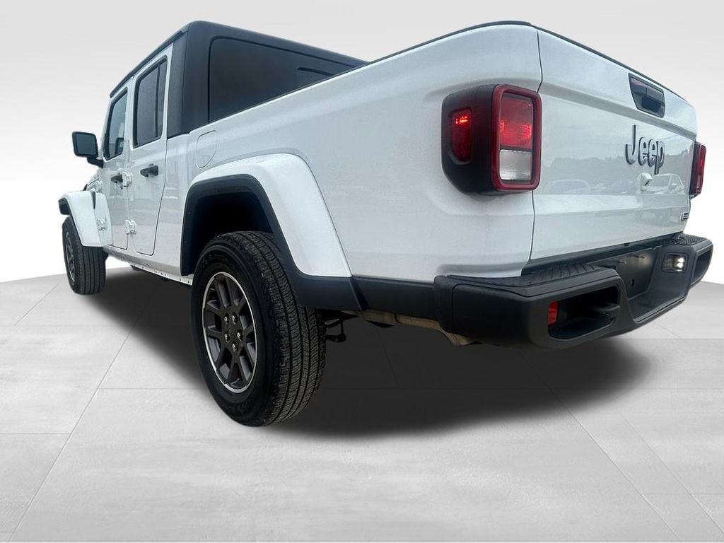 2023 Jeep Gladiator Overland 8