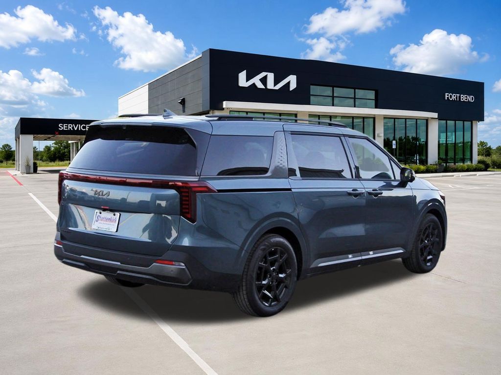 New 2026 Kia Carnival MPV Van