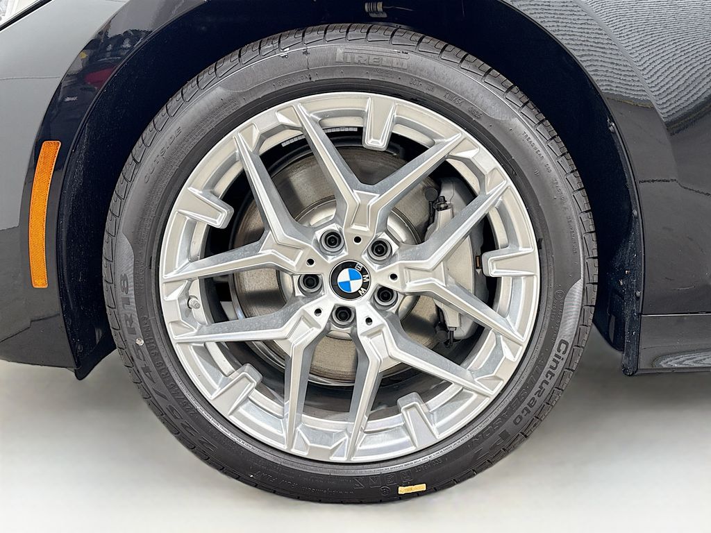Thumbnail: 2026 BMW 3 Series - 2