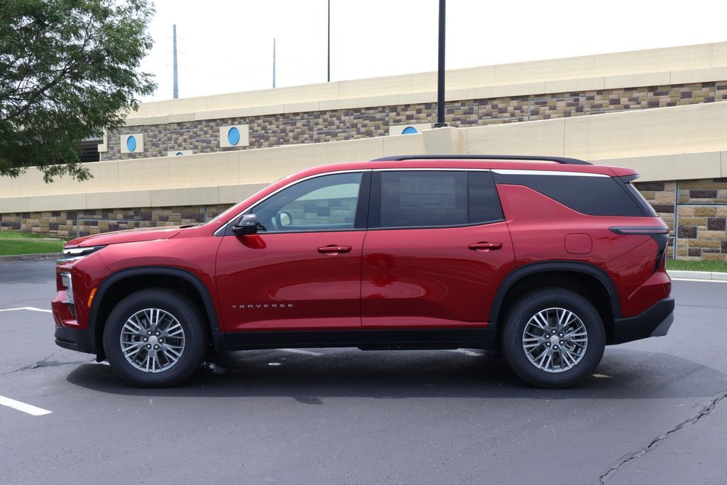 Thumbnail: 2027 Chevrolet Traverse - 4