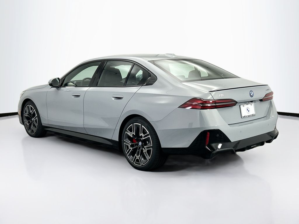 Thumbnail: 2026 BMW i5 - 7