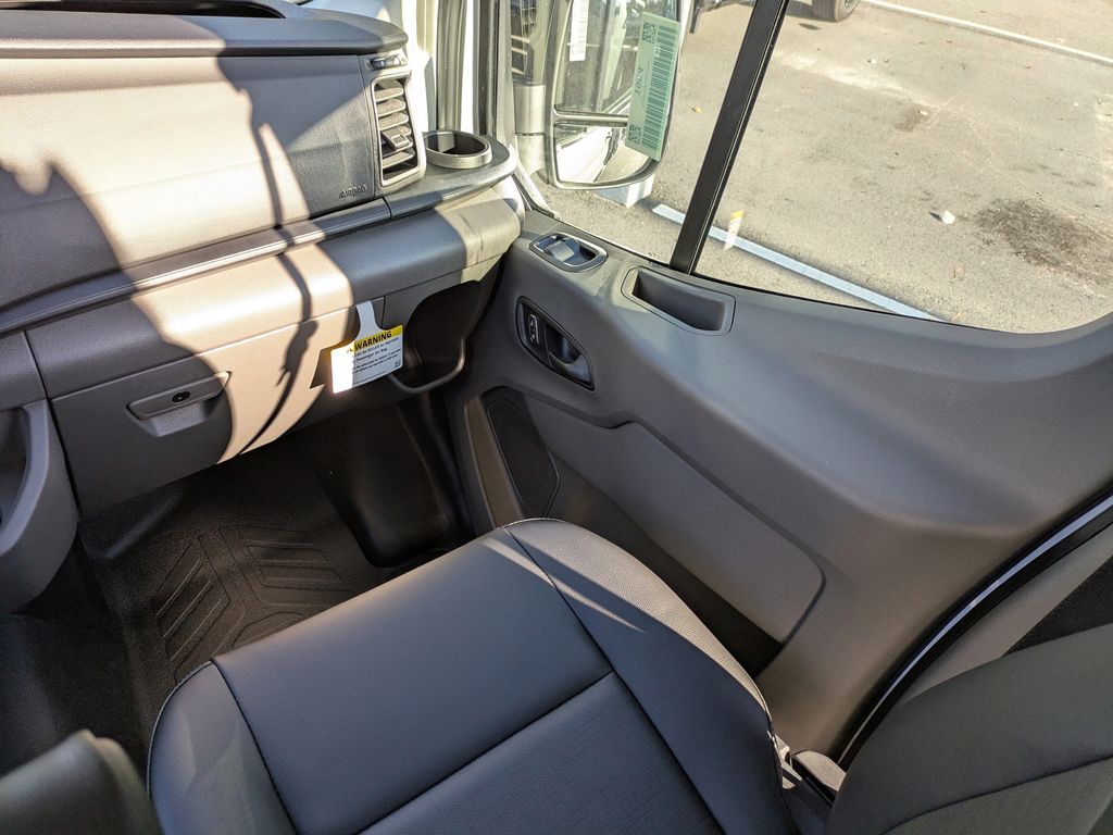 2025 Ford Transit-250 Cargo Van 