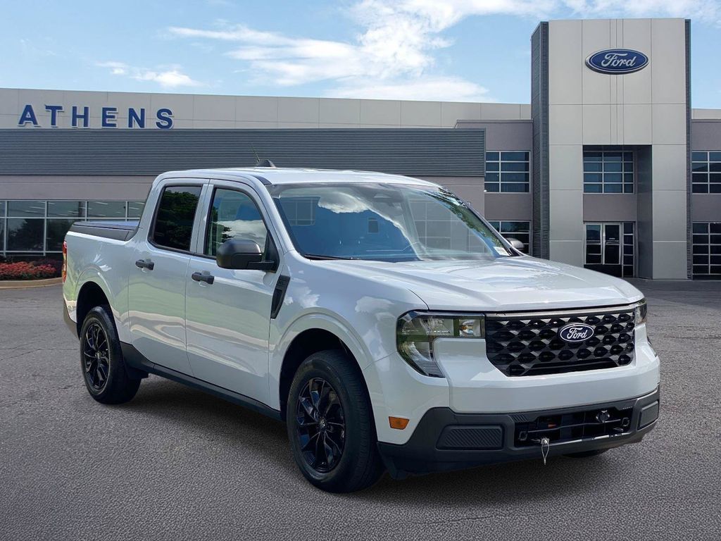 Space White Metallic 2025 Ford Maverick Pickup Truck Front-Wheel Drive Continuously Variable Transmission