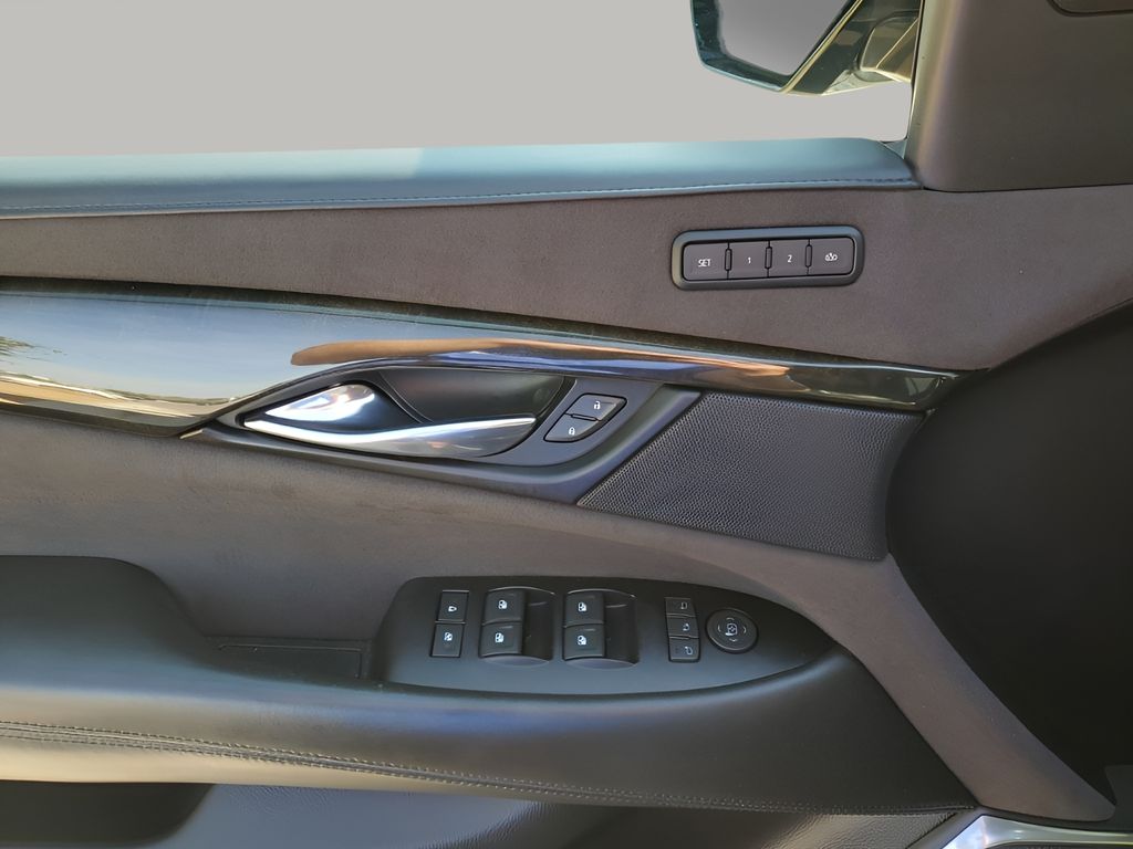 Used Car 2020 Cadillac Escalade  Platinum Edition For Sale Under $35,000 In Austin, Texas