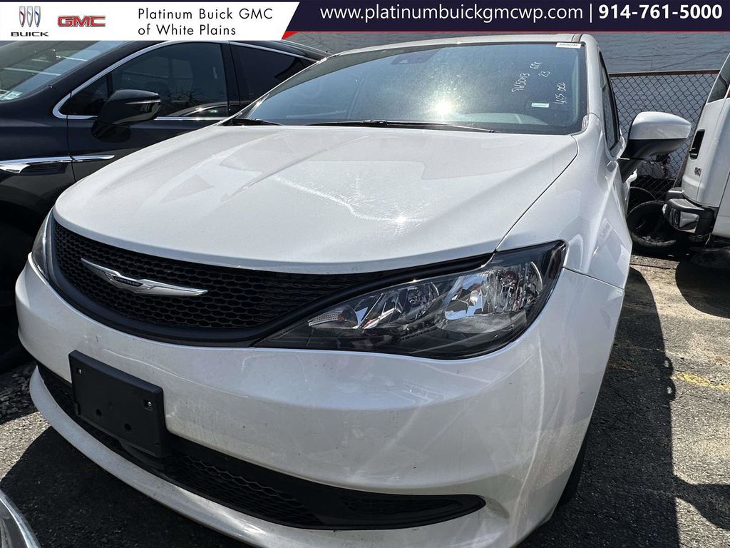 Bright White Clearcoat 2023 Chrysler Voyager LX FWD Minivan Front-Wheel Drive 9-Speed Automatic