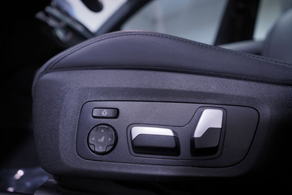 Thumbnail: 2021 BMW X3 - 18