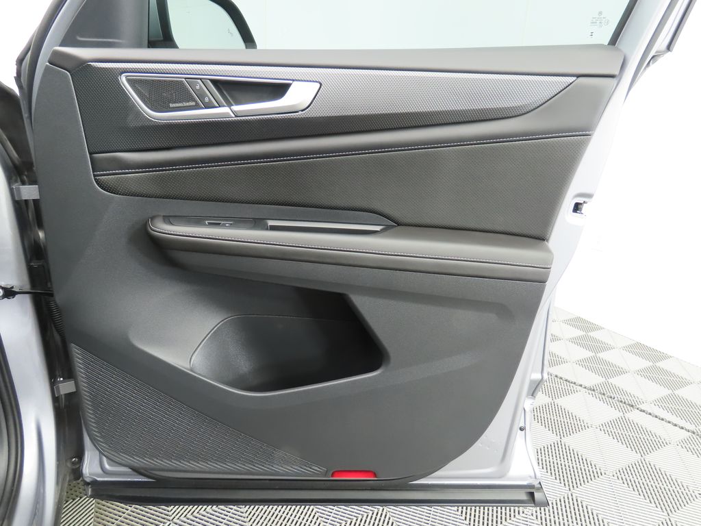 2024 Volkswagen Atlas SEL 25