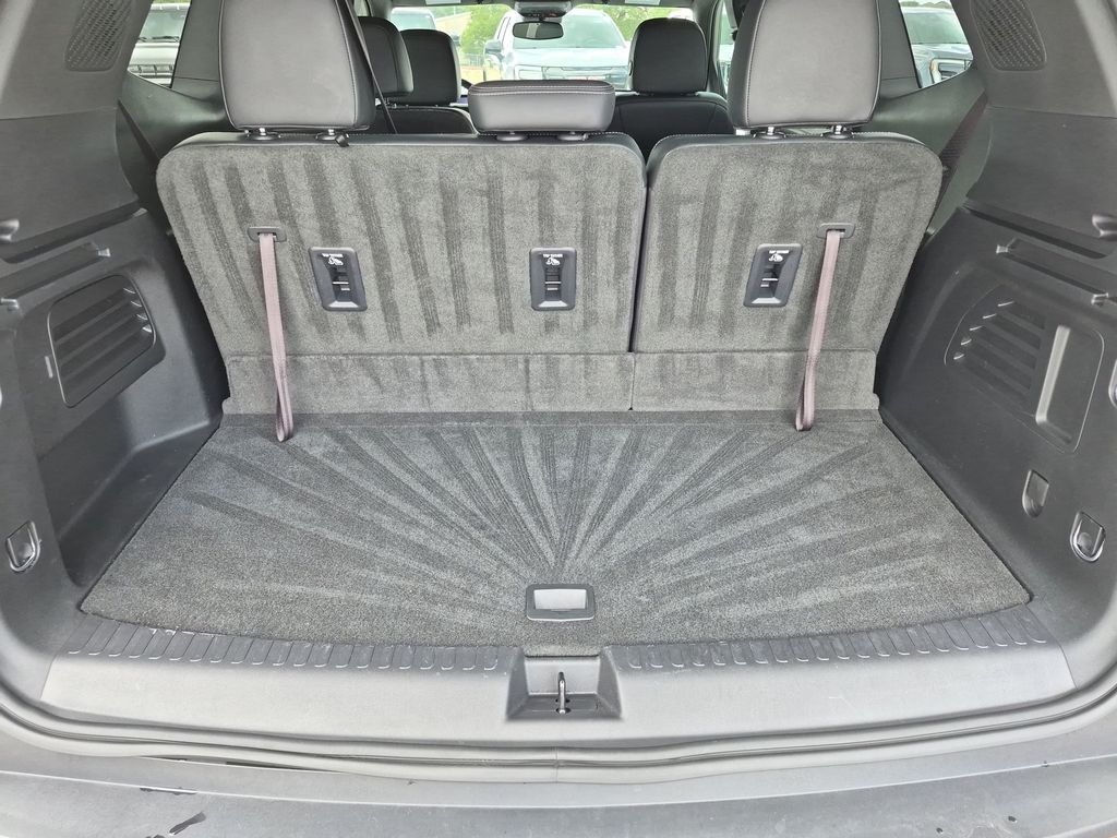 Used Car 2025 Buick Enclave  Preferred For Sale Under $40,000 In Austin, Texas
