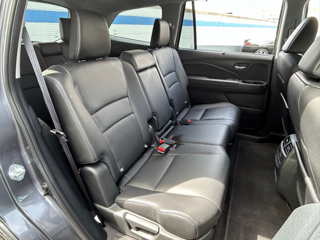 2022 Honda Pilot Special Edition 23