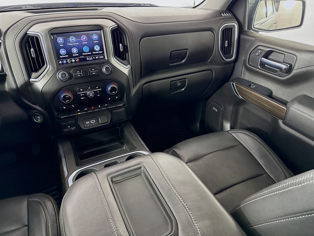 Thumbnail: 2022 Chevrolet Silverado 1500 - 24