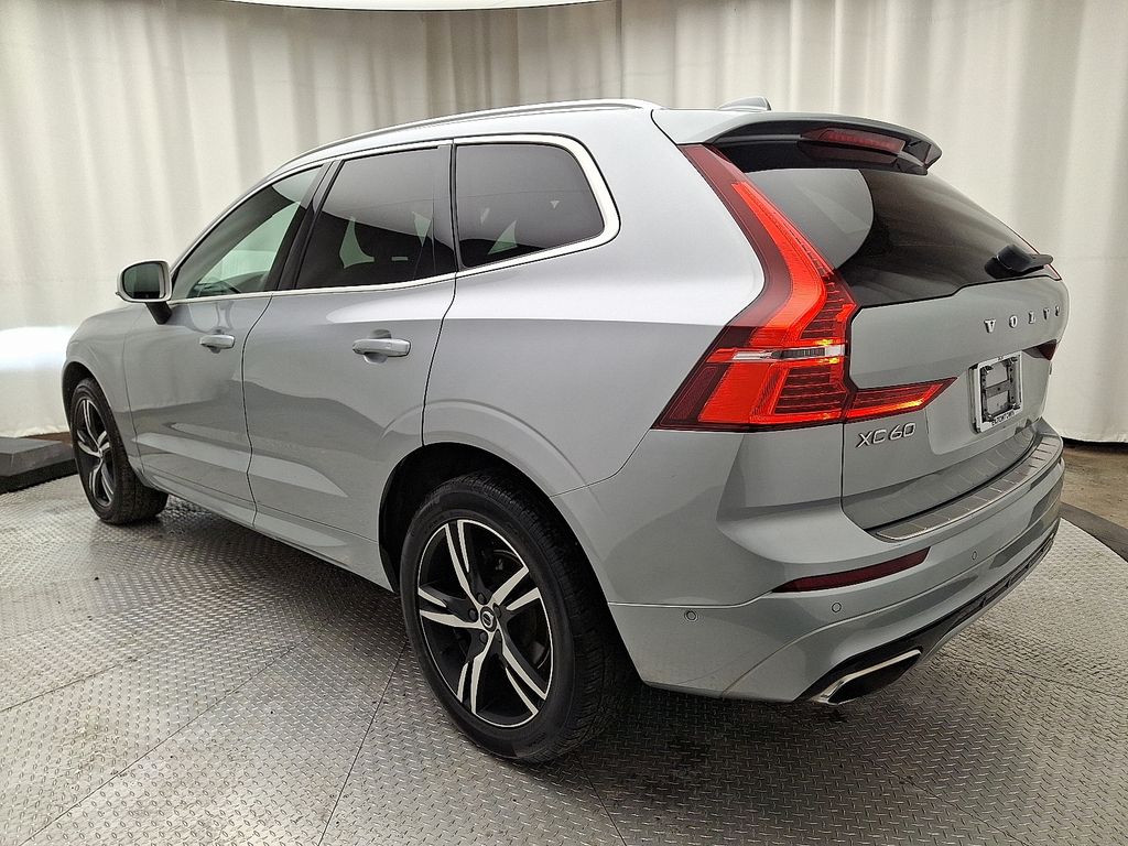 Thumbnail: 2018 Volvo XC60 - 6