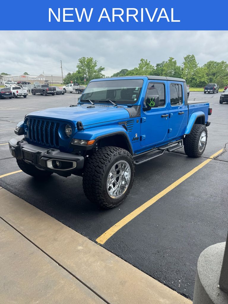 Hydro Blue Pearlcoat 2023 Jeep Gladiator Sport S Crew Cab 4WD Pickup Truck Four-Wheel Drive 8-Speed Automatic