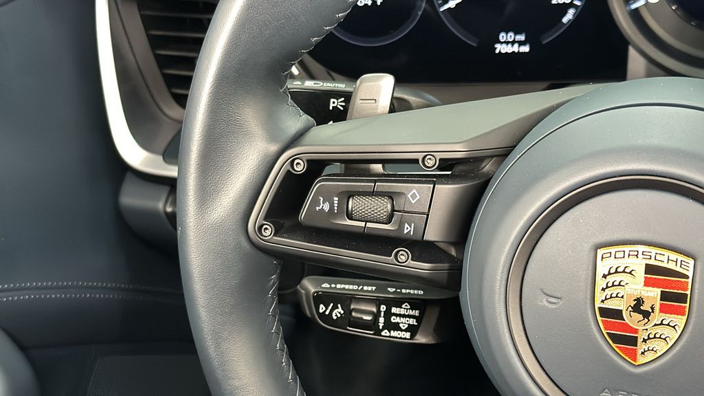 2024 Porsche 911 Carrera 4S 27
