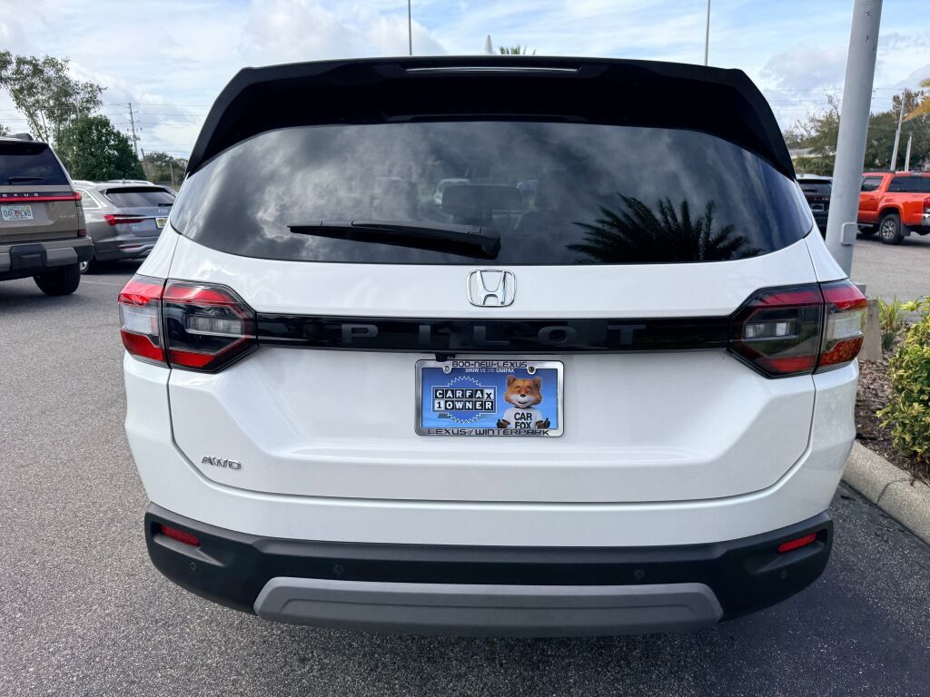 Thumbnail: 2024 Honda Pilot - 10
