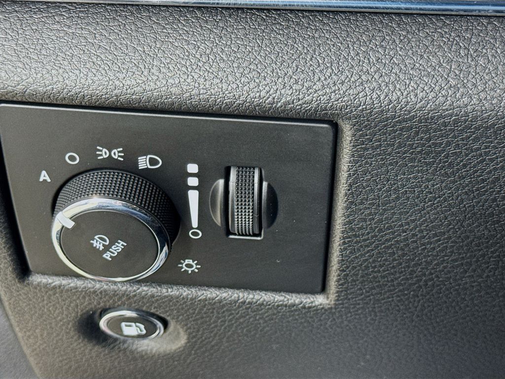 Used Car 2018 Jeep Grand Cherokee  Limited For Sale Under $20,000 In Austin, Texas