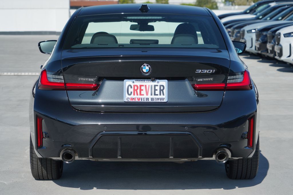 Thumbnail: 2026 BMW 3 Series - 6