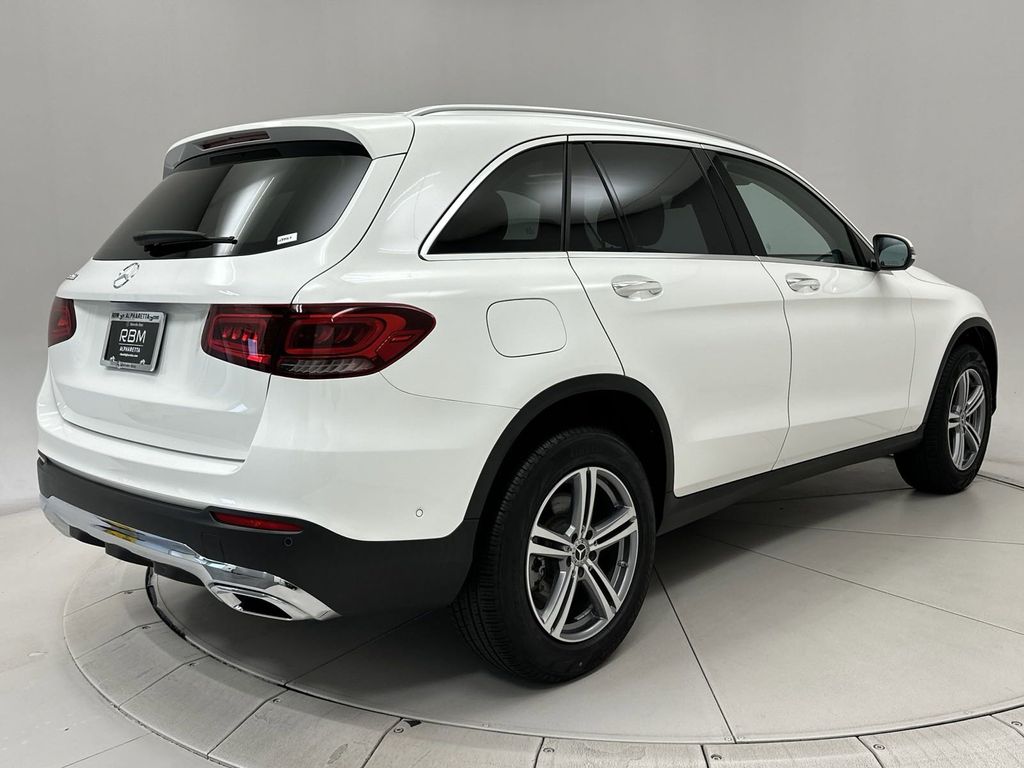 2022 Mercedes-Benz GLC GLC 300 7