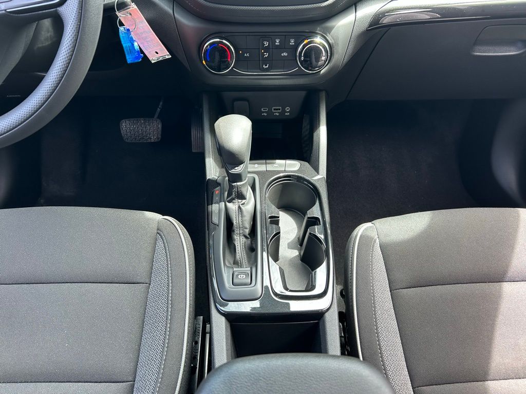 2021 Chevrolet TrailBlazer LS 14