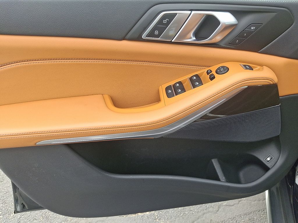 2023 BMW X5 xDrive45e 14
