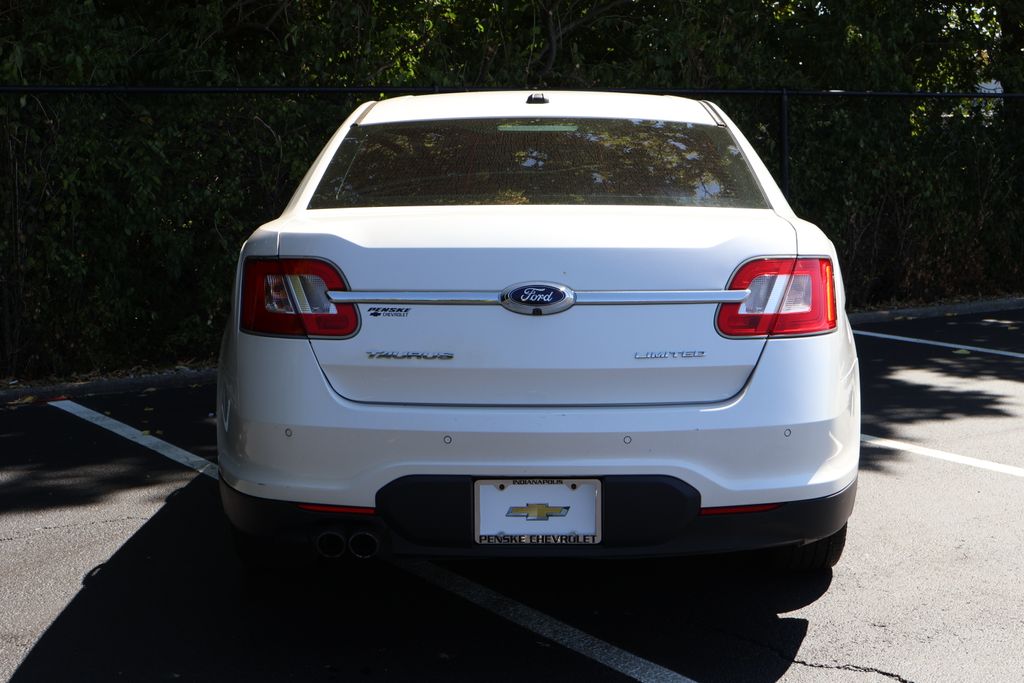 Thumbnail: 2012 Ford Taurus - 6