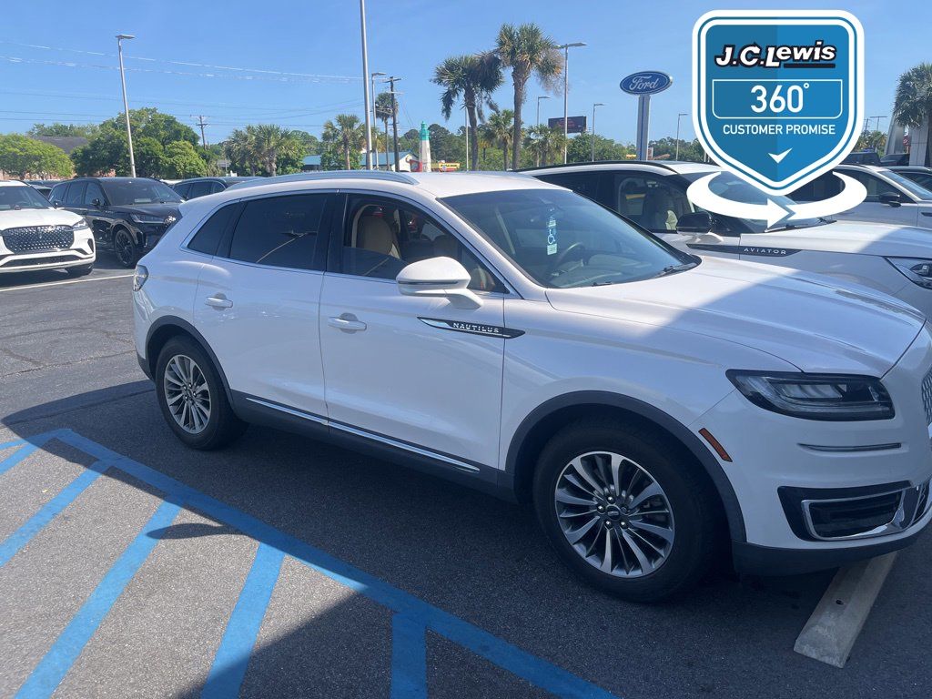 2019 Lincoln Nautilus Select
