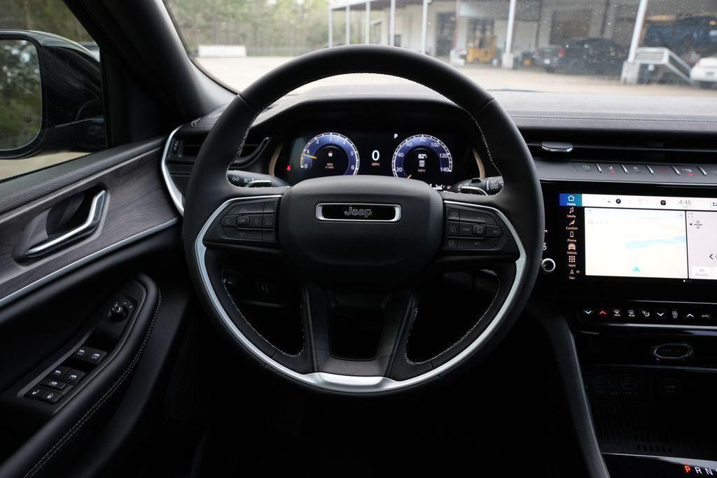 2026 Jeep Grand Cherokee Altitude - 7