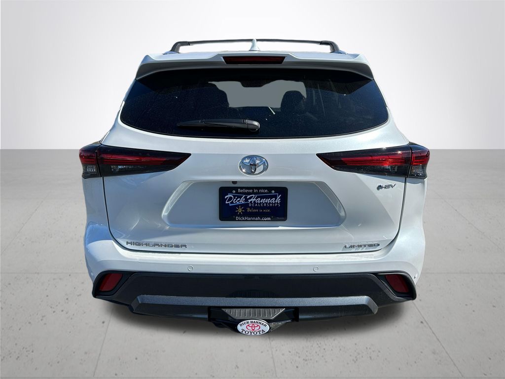 2026 Toyota Highlander Hybrid Limited