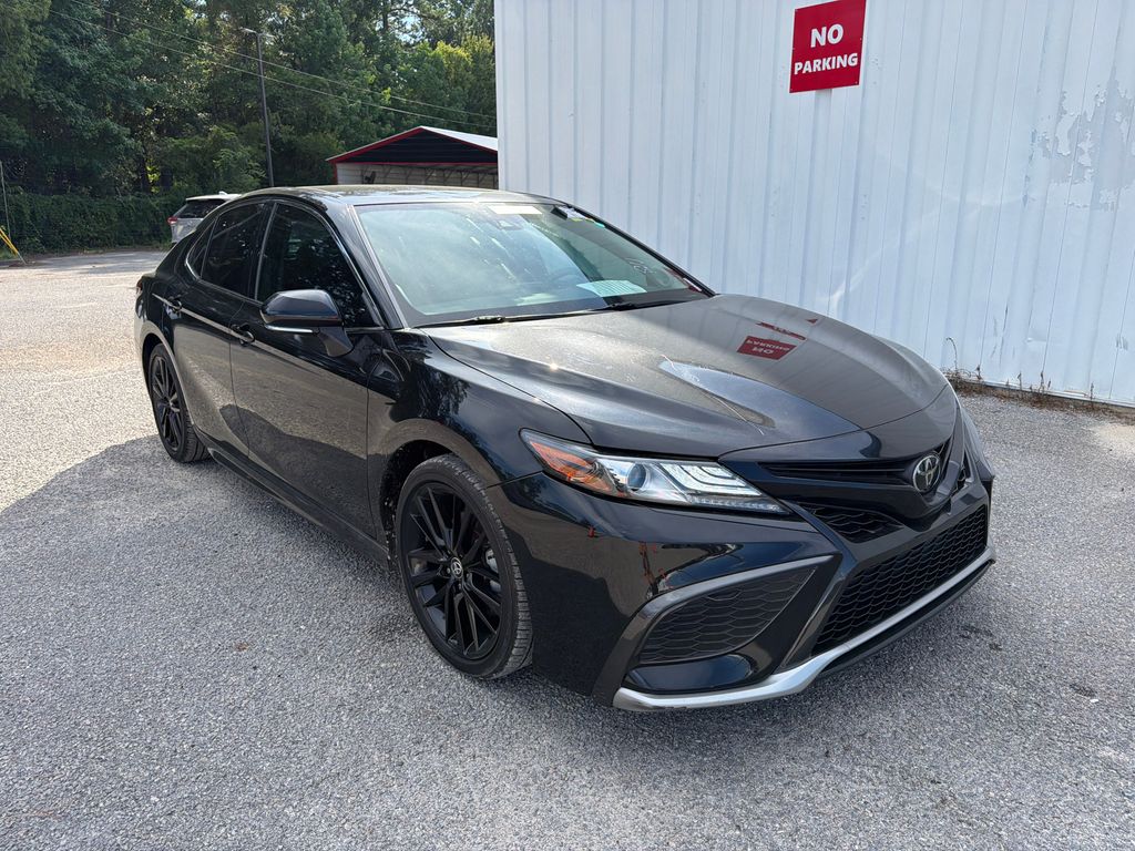  2022 Toyota Camry XSE V6 FWD   