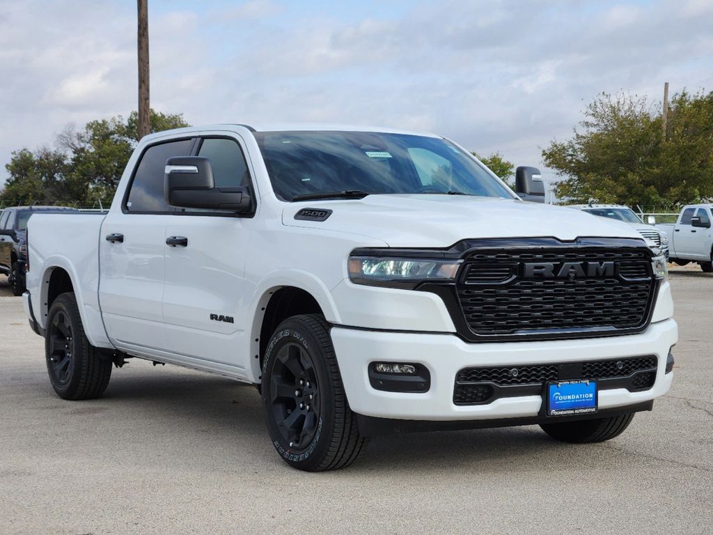 2025 Ram 1500 Big Horn/Lone Star 2