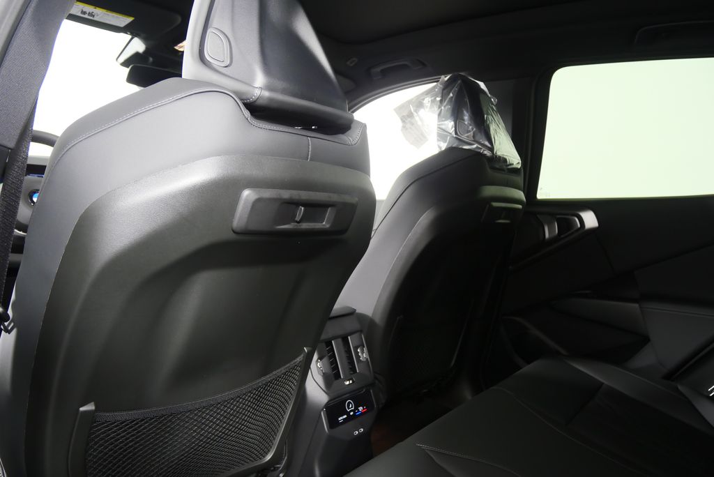 Thumbnail: 2026 BMW X3 - 16