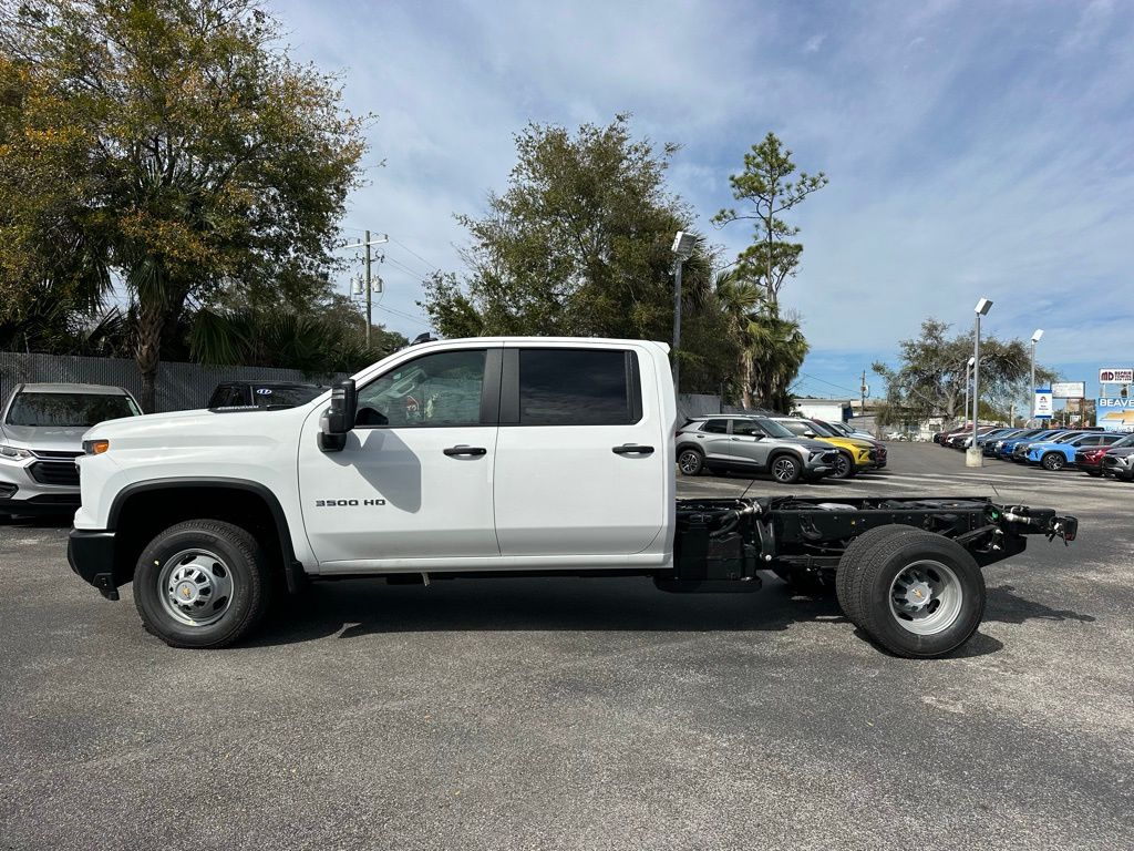 2024 Chevrolet Silverado 3500HD Work Truck 5